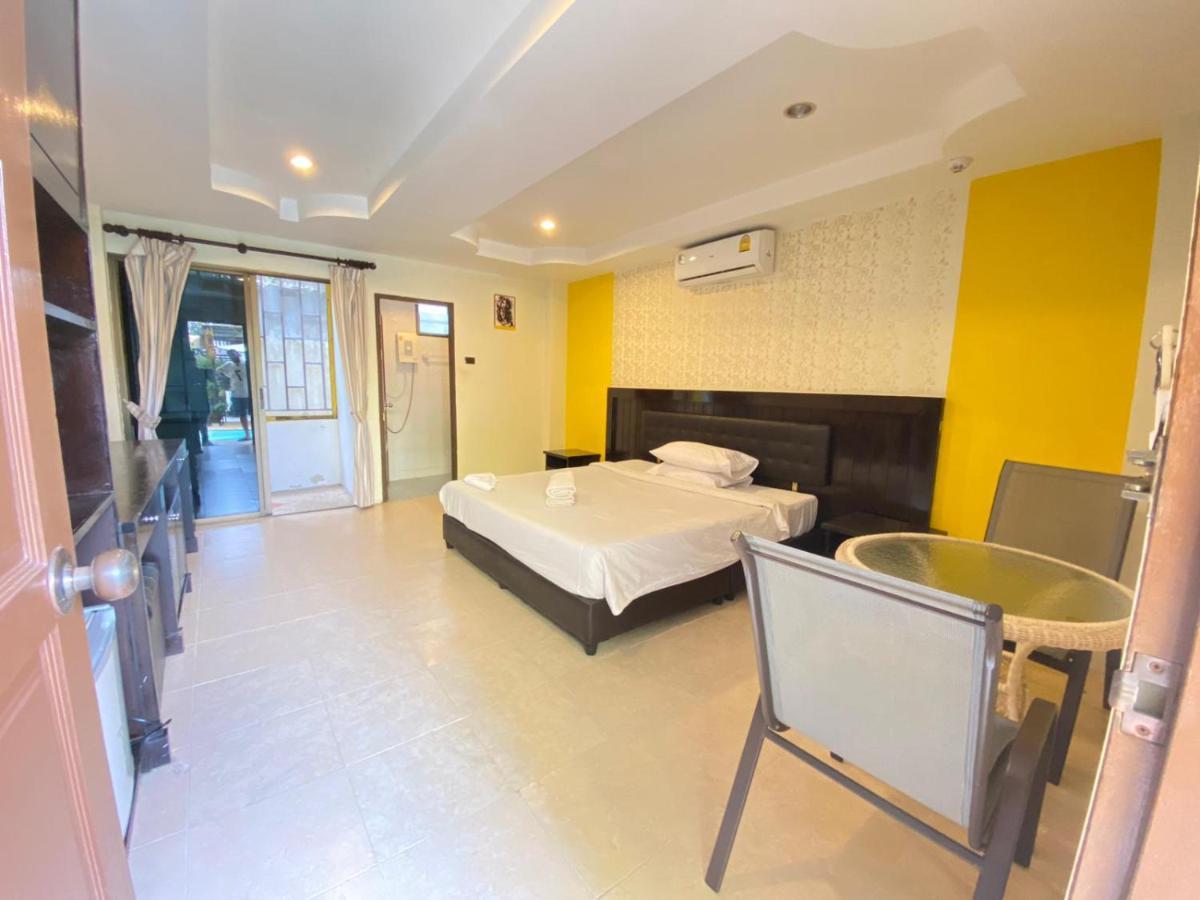 Hill Side Patong Hotel Exterior photo