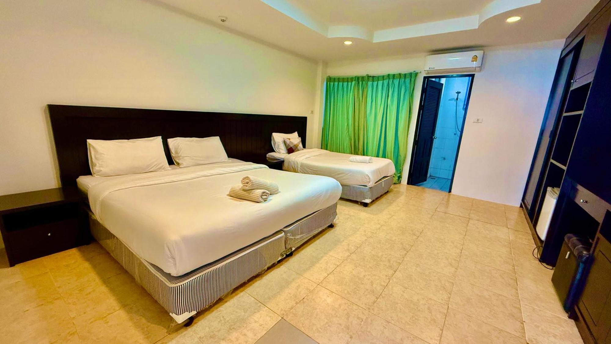 Hill Side Patong Hotel Exterior photo