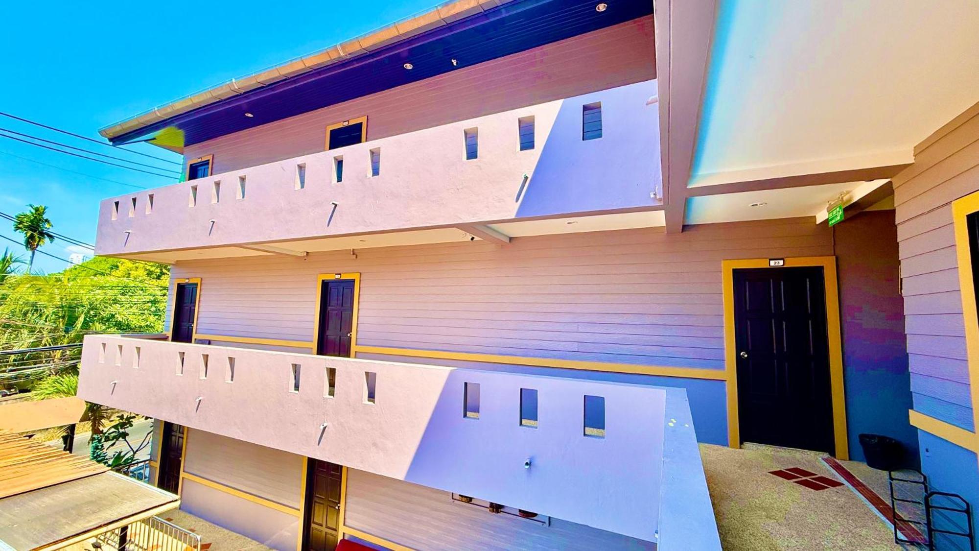 Hill Side Patong Hotel Exterior photo