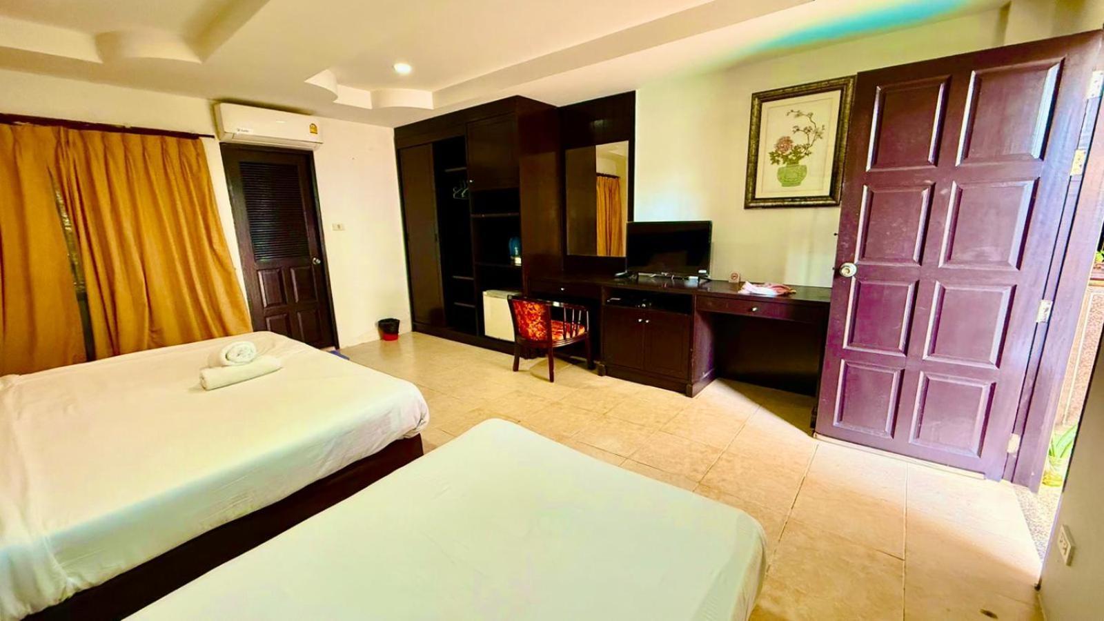 Hill Side Patong Hotel Exterior photo